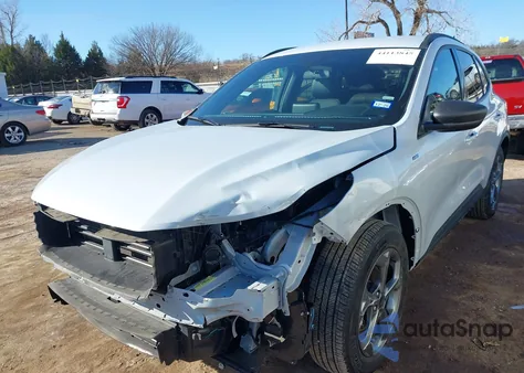 2025 Ford Escape St-Line from USA, damaged, VIN 1FMCU0MN3SUA56786